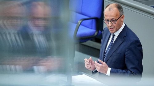 Schwarz-rote Koalition: Merz dankt Ampel und kritisiert Russland