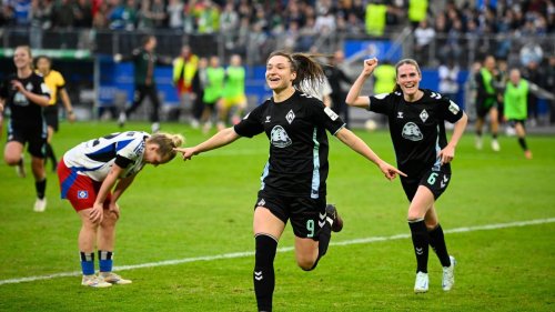 Halbfinale der Frauen im Pokal: Vor Rekordkulisse: Werder nach Spektakel beim HSV im Finale