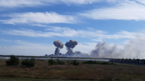 Krieg in der Ukraine: Angeblich mehrere Explosionen auf Krim-Halbinsel