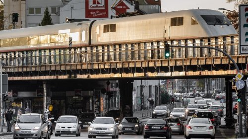 Sternbrücke Hamburg: Nachts wird es erst richtig laut
