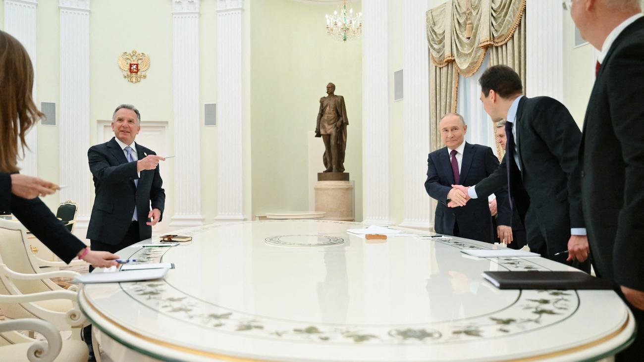 Liveblog Ukrainekrieg: Putin trifft sich mit US-Sondergesandten Witkoff