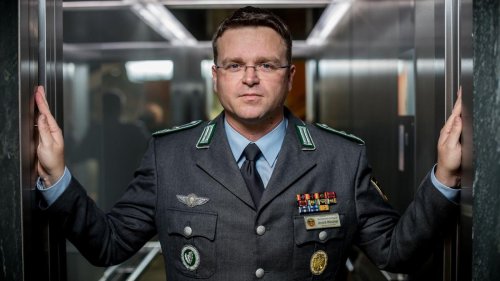 Verteidigung: Bundeswehrverband will "Machtwort" von Scholz