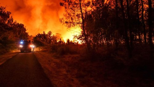 Brände: Eeuropäische Hilfe für Frankreich im Kampf gegen Waldbrände
