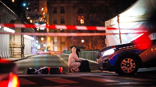 Frankreich: Mutmaßlicher Attentäter von Paris bekennt sich zum "Islamischen Staat"