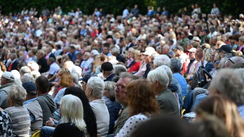 Zensus 2022: Niedersachsens Bevölkerung um 1,3 Jahre gealtert