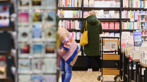 Kostenanstieg: Auch Buchhandel bekommt Kaufzurückhaltung zu spüren