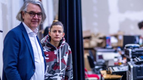 Intendant verlänger: Vertragsverlängerung für Schweriner Theater-Intendant Wegner