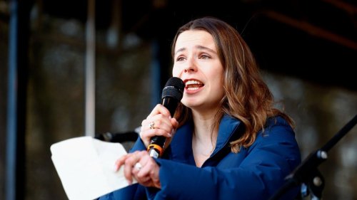 Proteste: Luisa Neubauer: Mit Personenschutz zur Demo