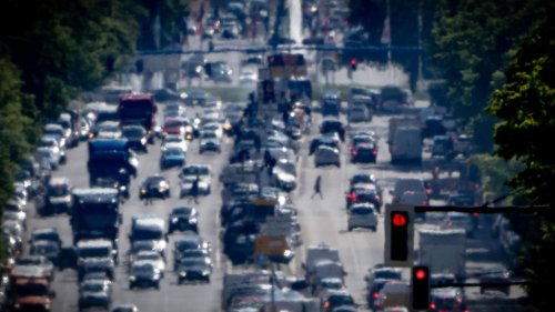 Verkehr: Einigung im Verbrenner-Streit: Lindner will KfZ-Steuerreform
