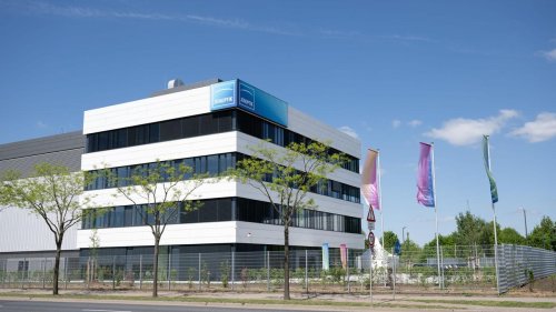 "Silicon Saxony": Jenoptik eröffnet Werk in Dresden