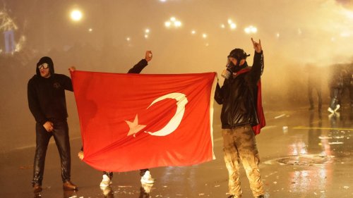 Türkei: Opposition will Proteste bis zur Freilassung İmamoğlus fortsetzen