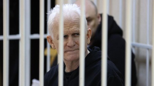 Demokratieaktivist: Belarus verurteilt Nobelpreisträger Ales Bjaljazki zu zehn Jahren Haft
