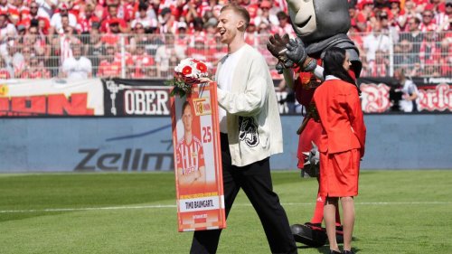 Fußball: Union verabschiedet Baumgartl und Gießelmann vor Spiel