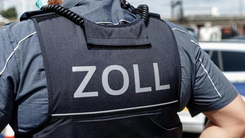 Kriminalität: Tausende Zigaretten auf Markt bei Zittau beschlagnahmt