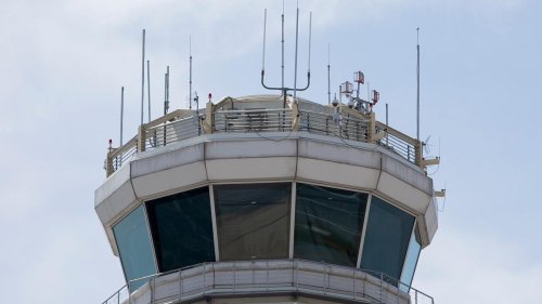 Luftfahrt: Wieder Ausfall an US-Airport - Kurz kein Kontakt zu Piloten