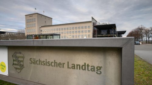 Lehrermangel in Sachsen: AfD stellt Maßnahmenpaket gegen Lehrermangel vor