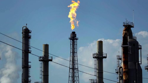 Uckermark: Linksfraktion startet Aktion für Erhalt von Ölraffinerie