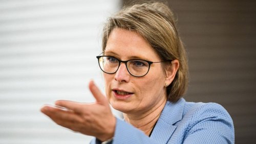 Bildungsministerin: Mehr Lesen, Schreiben und Rechnen in der Grundschule