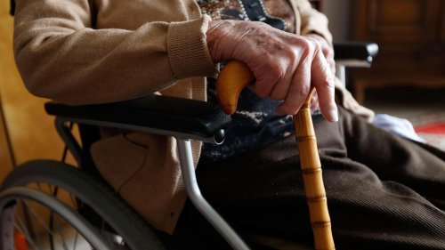 Pflegereform: Karl Lauterbach will Leiharbeit in der Altenpflege einschränken