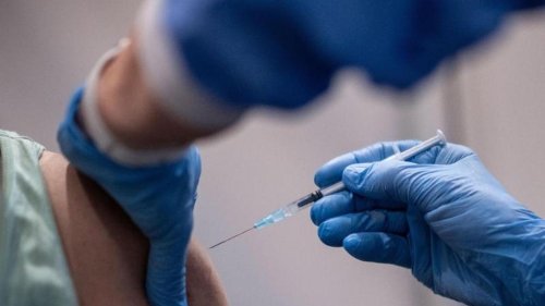 Vom Umgang mit Emotionen: Warten auf den Pieks: Was tun, wenn mich der Impfneid packt?