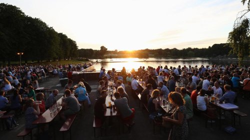 Biergärten in Hamburg: "Einmalige Kulisse, praktisch wie Urlaub"