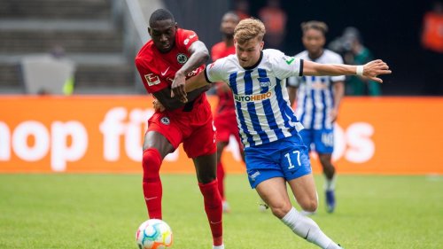 Fußball: Eintracht verstärkt Abstiegssorgen von Hertha BSC
