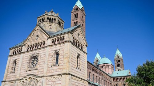 Kirchenstatistik: Mitgliederzahlen der großen Kirchen weiter rückläufig