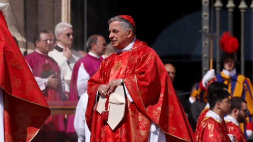 Papstwahl: Verurteilter Kardinal gibt im Streit um Konklave-Teilnahme nach