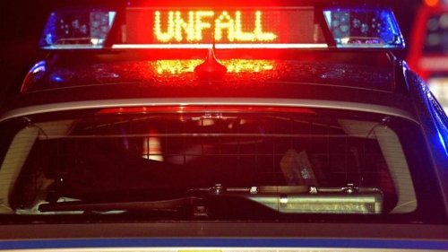Unfälle: A24 nach Unfall stundenlang blockiert: Ein Schwerverletzter