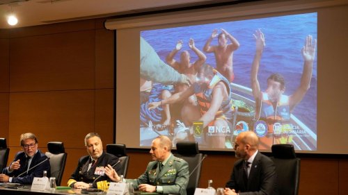 Fünf Festnahmen: U-Boot mit fast 7 Tonnen Kokain vor Azoren aufgebracht