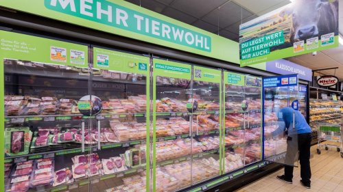 Tierwohl: Aldi Süd sortiert Fleisch neu - Kritik folgt prompt