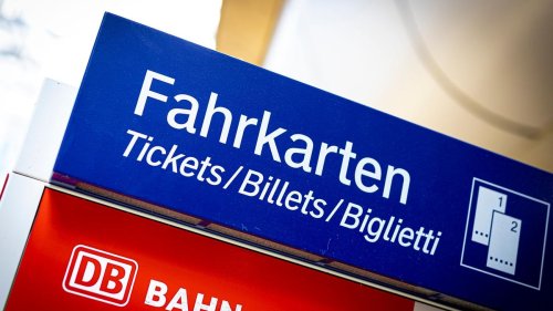 Vogtlandkreis: Fahrkartenautomaten gesprengt: 100.000 Euro Schaden