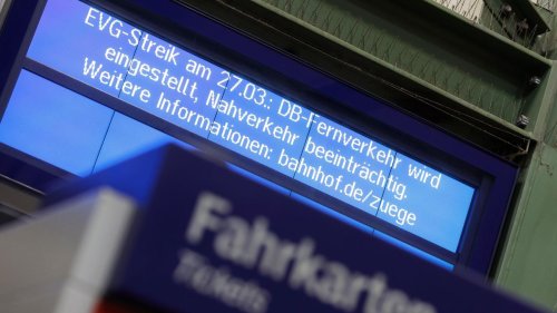 Tarifkonflikt: Viele Busse und Bahnen stehen wegen Warnstreiks still