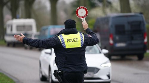 Hamburg: 41-Jähriger stirbt nach Unfall bei Flucht vor Polizei
