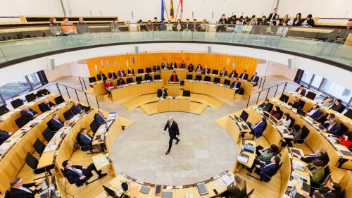 Hochschulen: Landtag beschließt Bachelorabschluss für Jurastudium