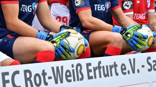 Regionalliga: Erfurt-Trainer: "Manchmal muss ich mich selbst kneifen"