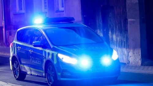 Unfälle: Auto überschlägt sich in Teutschenthal – zwei Verletzte