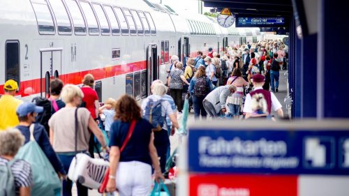 Statistisches Bundesamt: Mehr Bahn-Reisen in Tourismusregionen durch 9-Euro-Ticket