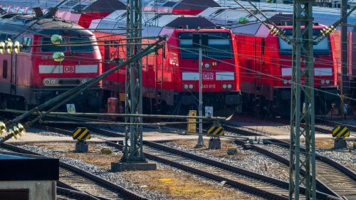 Mindeststandards nicht erfüllt: Bahn und Länderbahn müssen wegen schlechtem Service zahlen