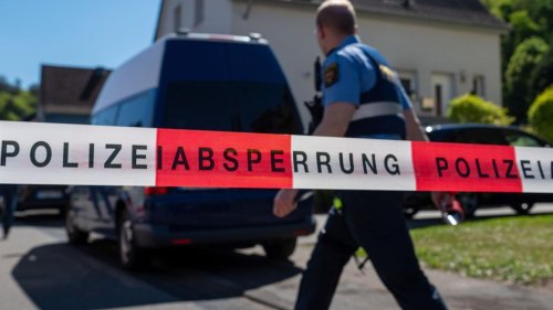 Nach Großeinsatz: Schüsse auf Frau - Polizei geht von "Beziehungssache" aus