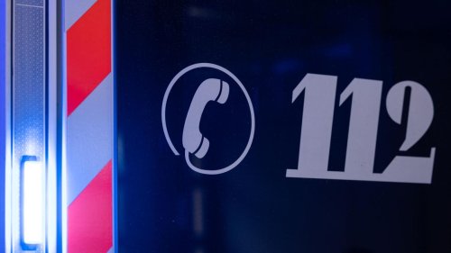 Gabelstaplerfahrer: Arbeitsunfall in Paderborn: 62-Jähriger eingeklemmt