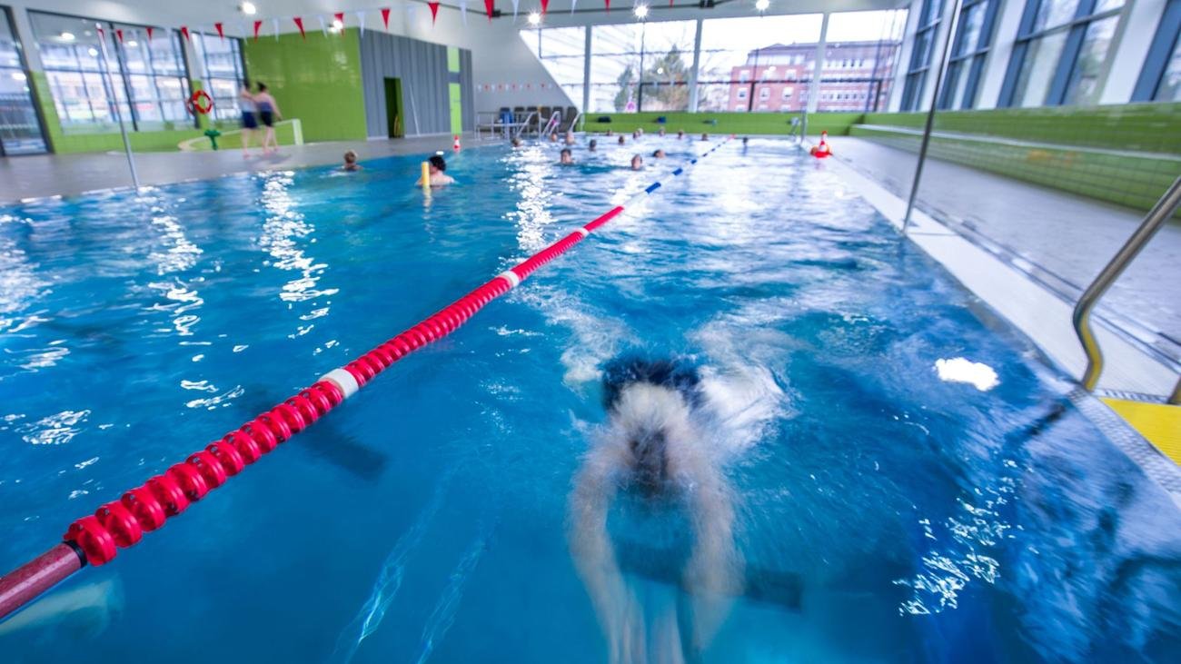 Jahresbilanz: Zahl der Schwimmbadbesucher wieder auf Vor-Corona-Niveau