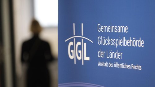 Suchtforschung: Suchtforscher: Einzahlungslimit für Online-Casinos zu hoch
