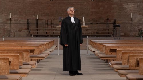 Wirtschaft und Religion: "Geld bekommt seinen Wert doch durch einen Glauben"