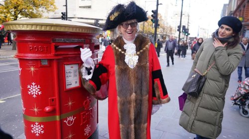Großbritannien: "Singende" Briefkästen stimmen Briten auf Weihnachten ein