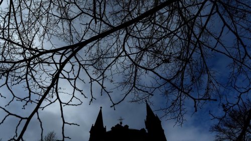 Kirche: Bistum Würzburg: Prozess gegen Ex-Immobilienchef
