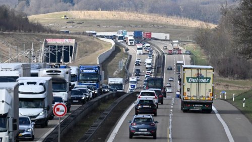 Verkehr: Autobahn 8 Richtung Stuttgart drei Tage gesperrt