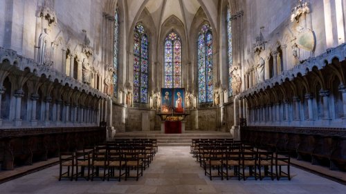 Kunstwerk: Vieldiskutierter Altar verlässt den Naumburger Dom