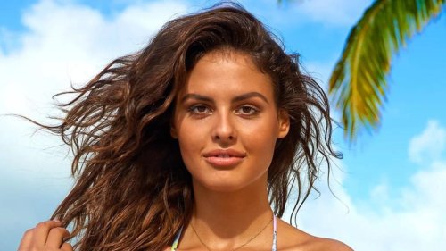 10 Terrific Photos of Serbian Model Bo Krsmanovic in Tahiti