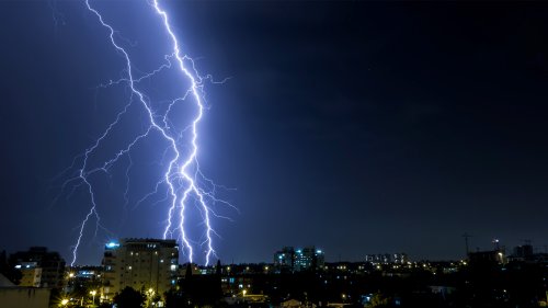Lightning Strikes Hard In India - Zenger News